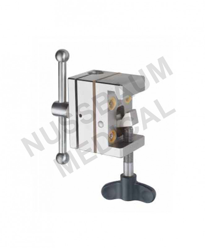 Etaux de fixation pour bras articulé Martin